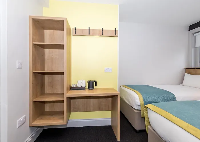 The Auld Dubliner Hotel